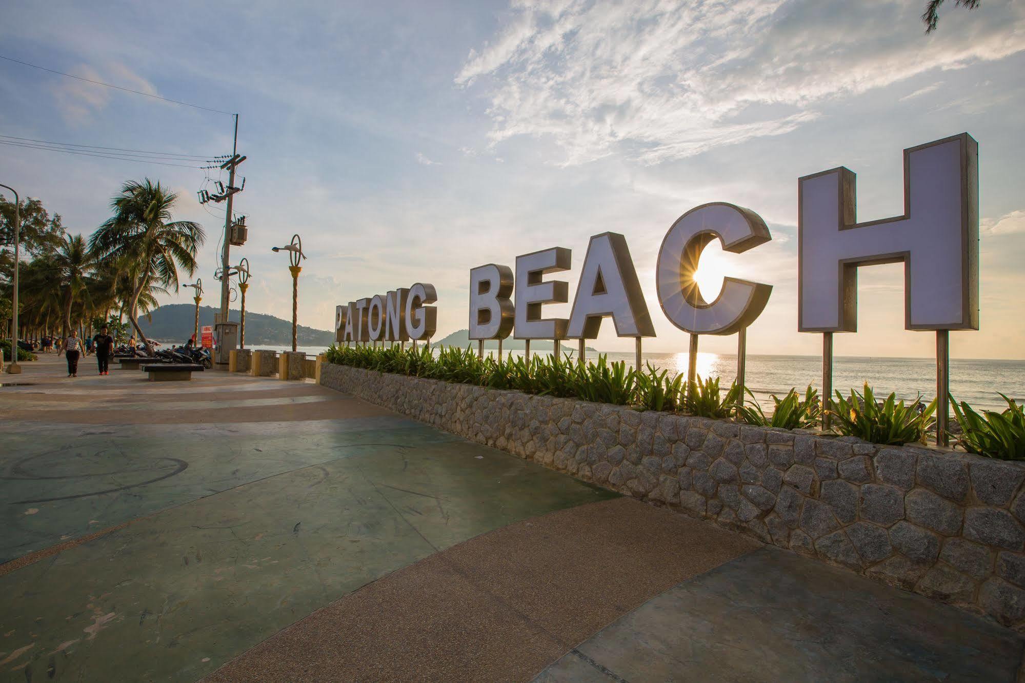 Cool Sea House Hotel Patong Exterior photo